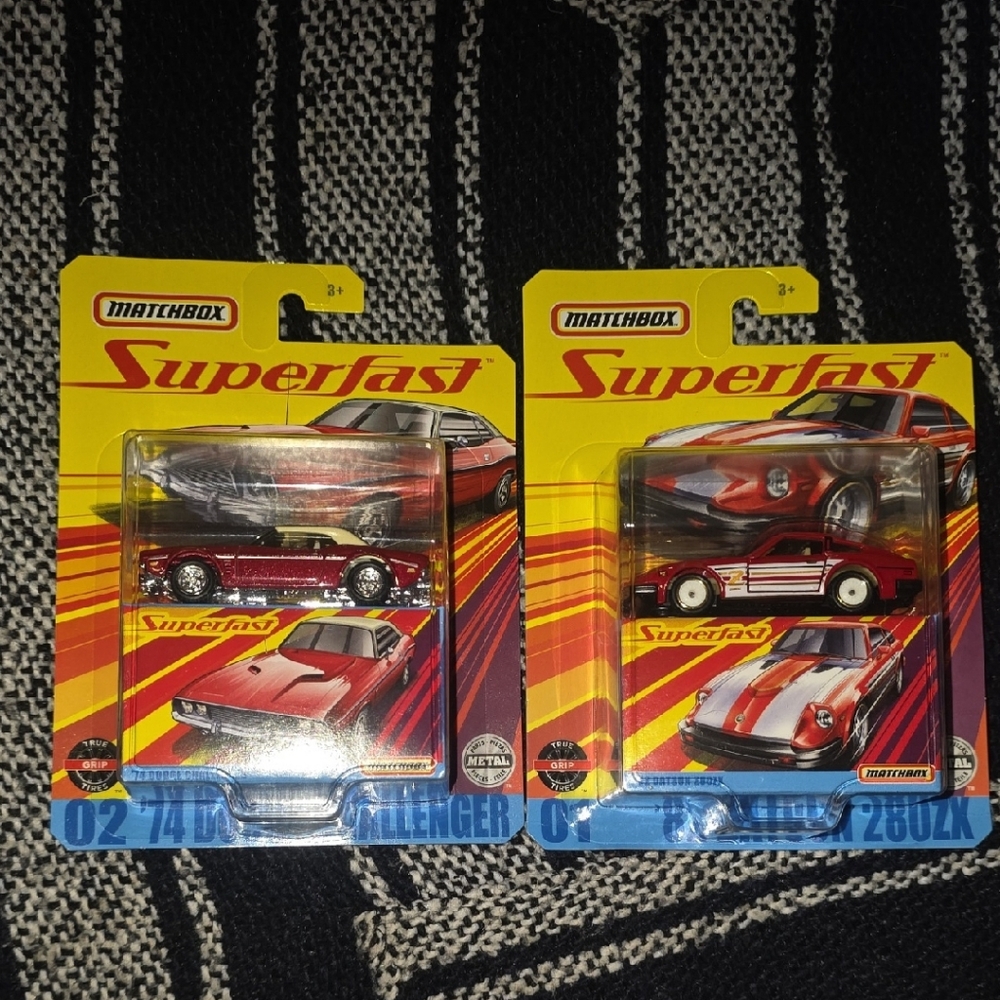 Matchbox Superfast Red and White Toy Car Set